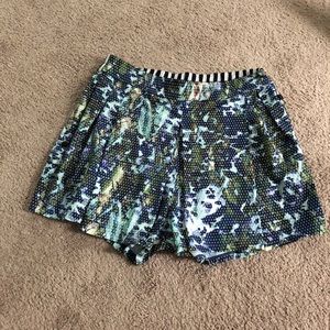 Size 6 Lululemon Skort Shorts!